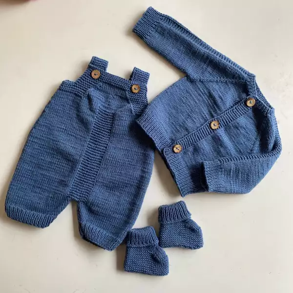 Newborn Knit Set – Navy Blue - Image 2