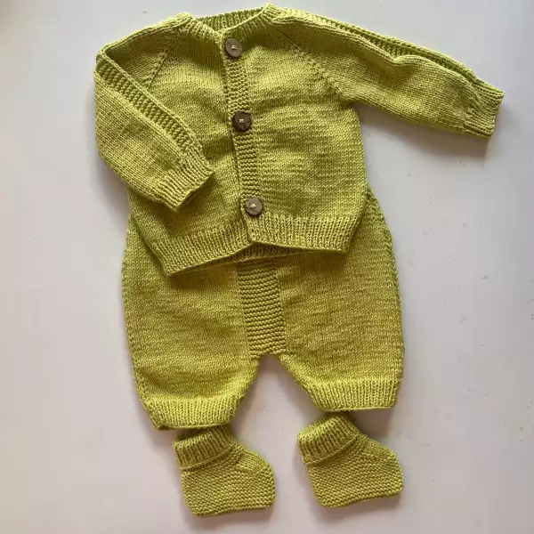Limettengrünes Outfit für Neugeborene – Bild 5