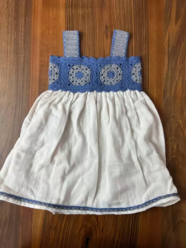 Häkelkleid für Kleinkinder – Indigo – Bild 2